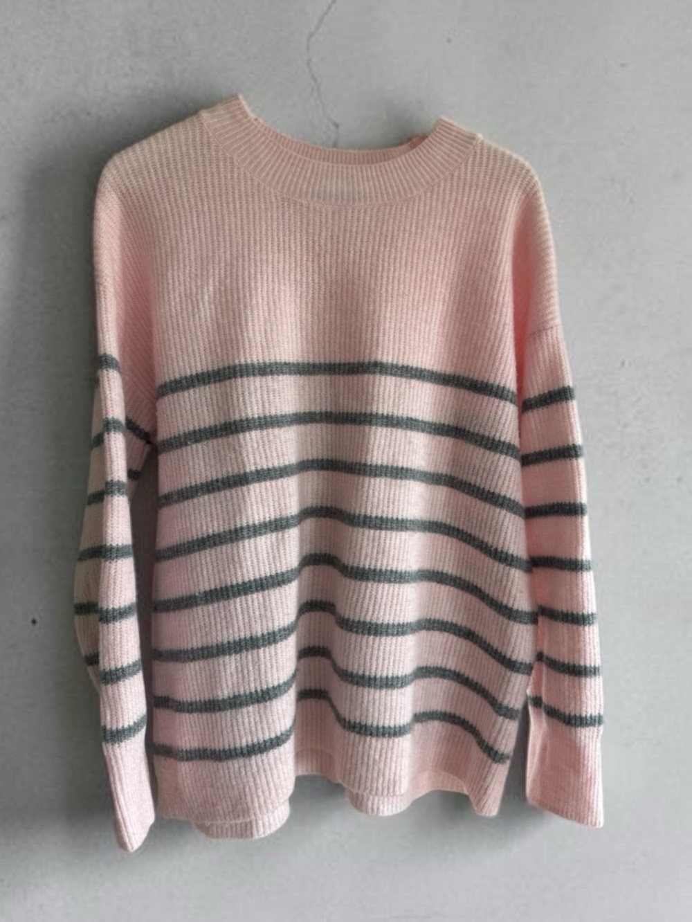 Primark Pink Crewneck Sweater with Gray Stripes PTP 48” L28”